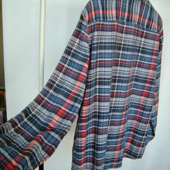 Levis Men's XXL Modern Fit Plaid Shirt Lined In Red - Summer Weight Blue and Red - Picture 2 of 10